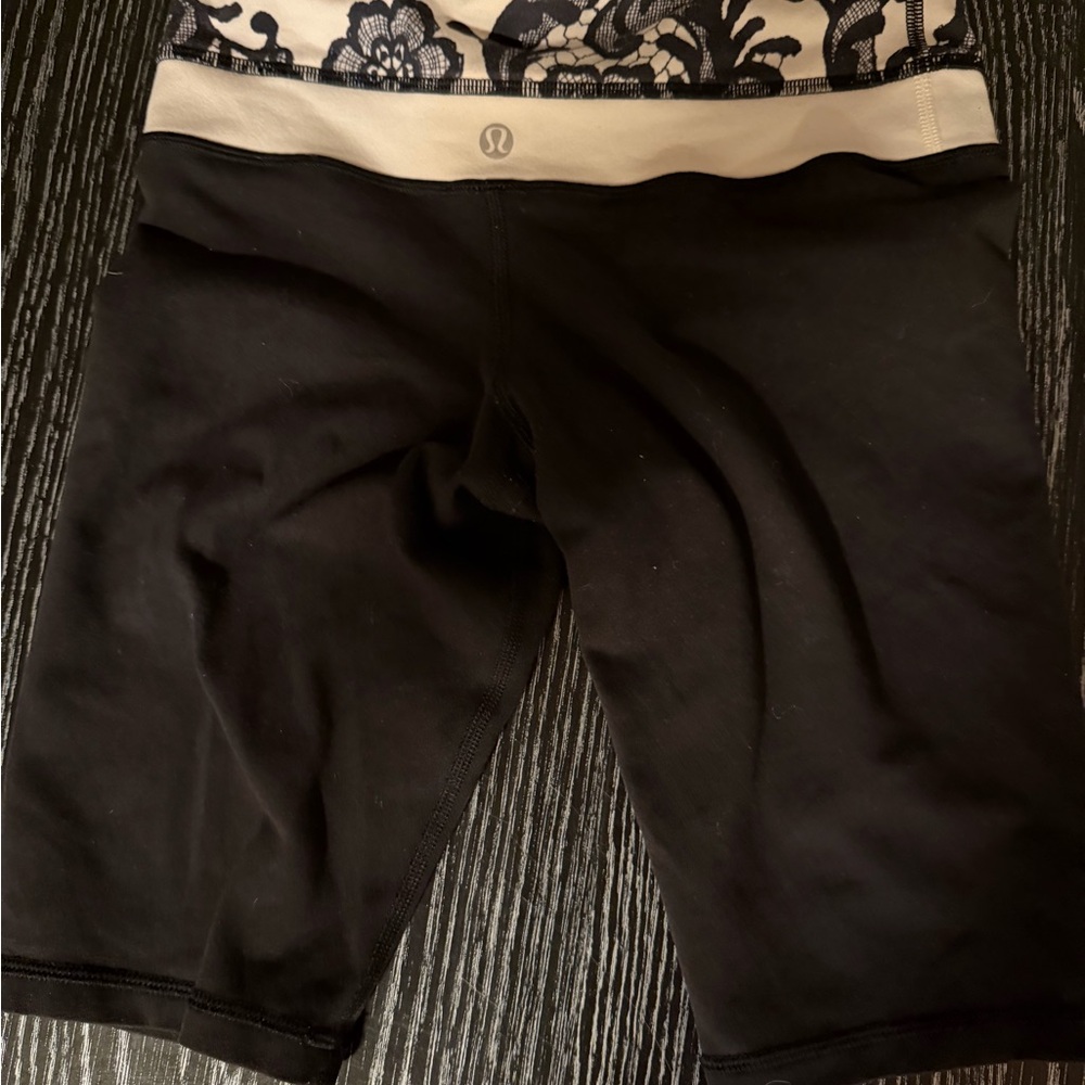 lululemon athletica Black and Cream Bike Shorts